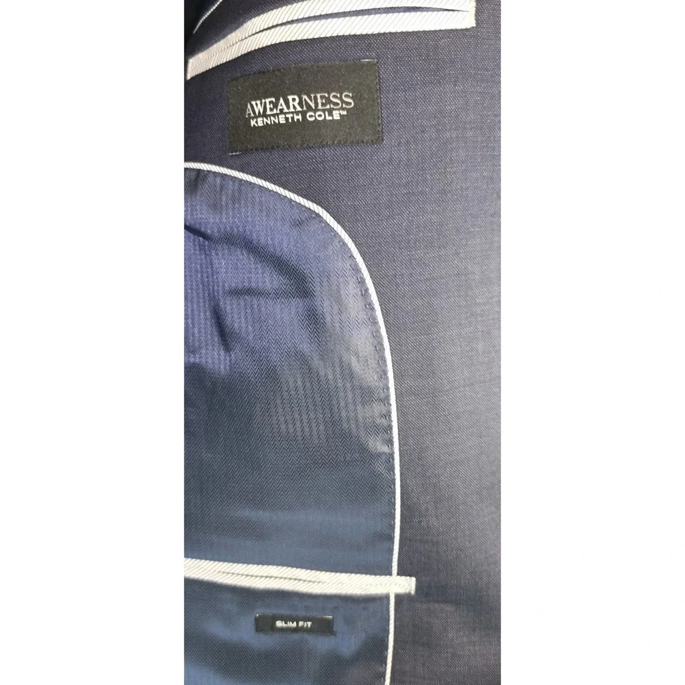 Kenneth Cole brand tags attached