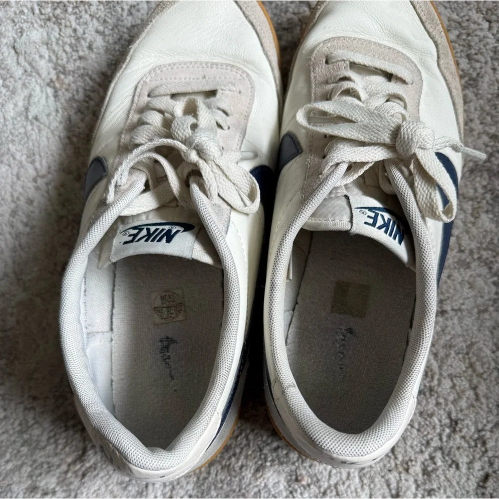 Nike leave comment