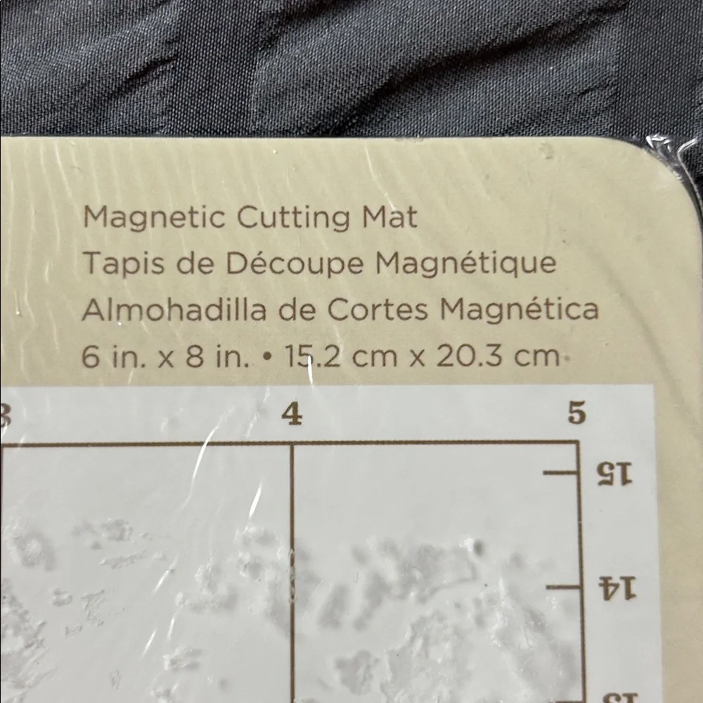 Bundle of Cricut Cuttlebug Anna Griffin Magnetic Cutting Mat & Window Frame Dies