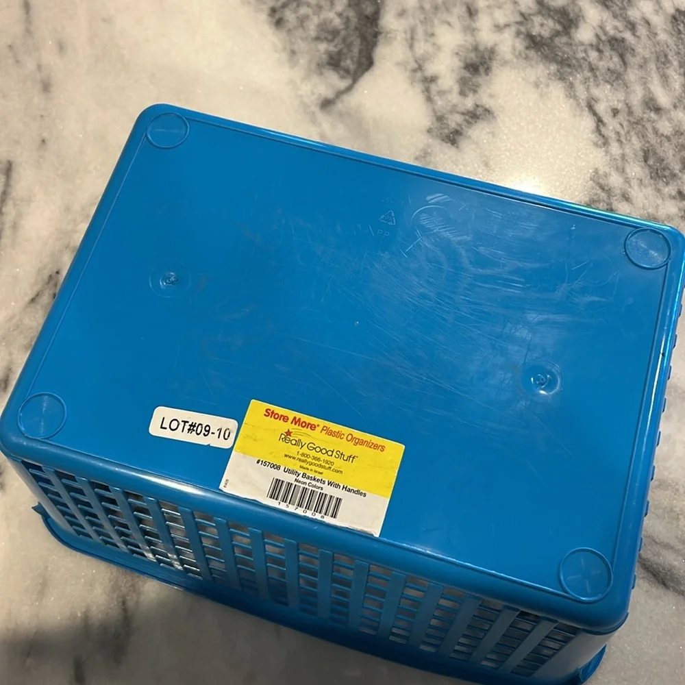 N/A blue basket