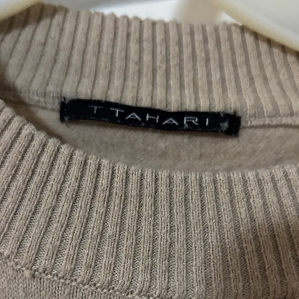 Tahari stylish beige