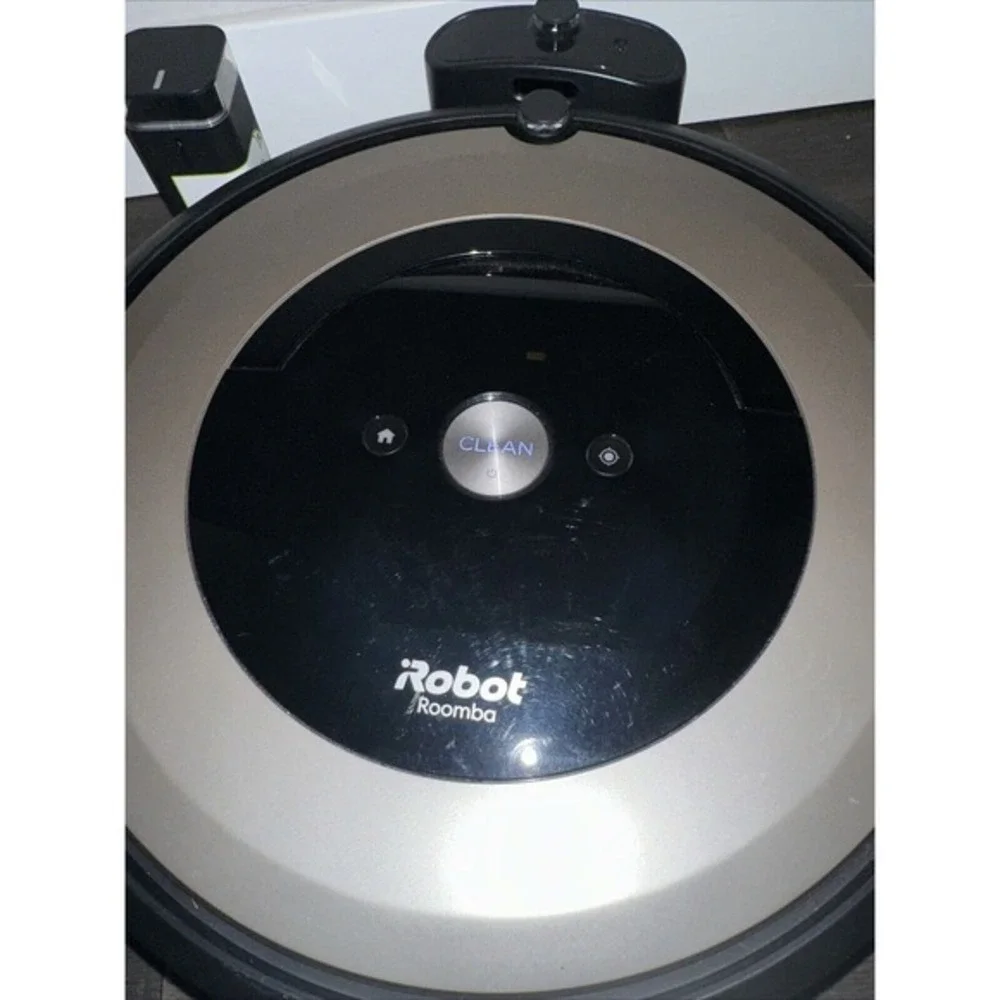 iRobot Roomba E6‎ Wi-Fi Vacuum Robotic Cleaner E6198 READ!