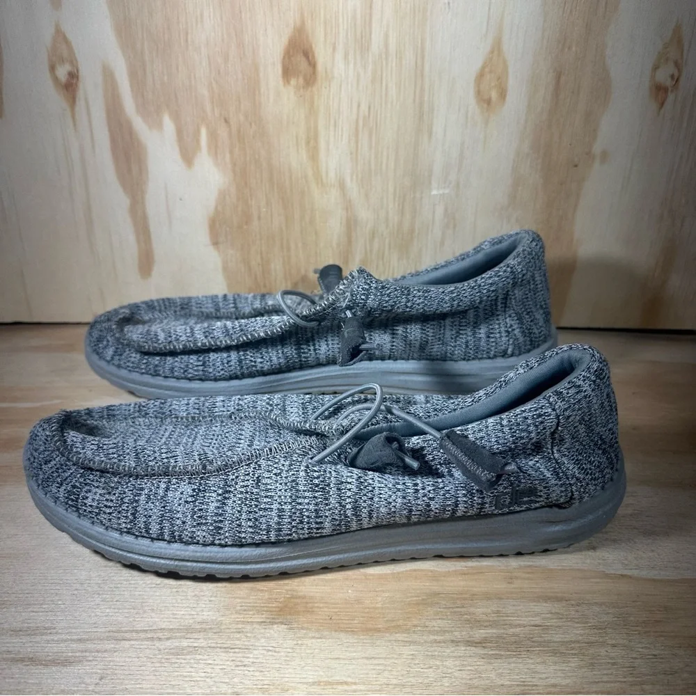 Hey Dude Wally B Sox Gray Loafers Men’s Size 9