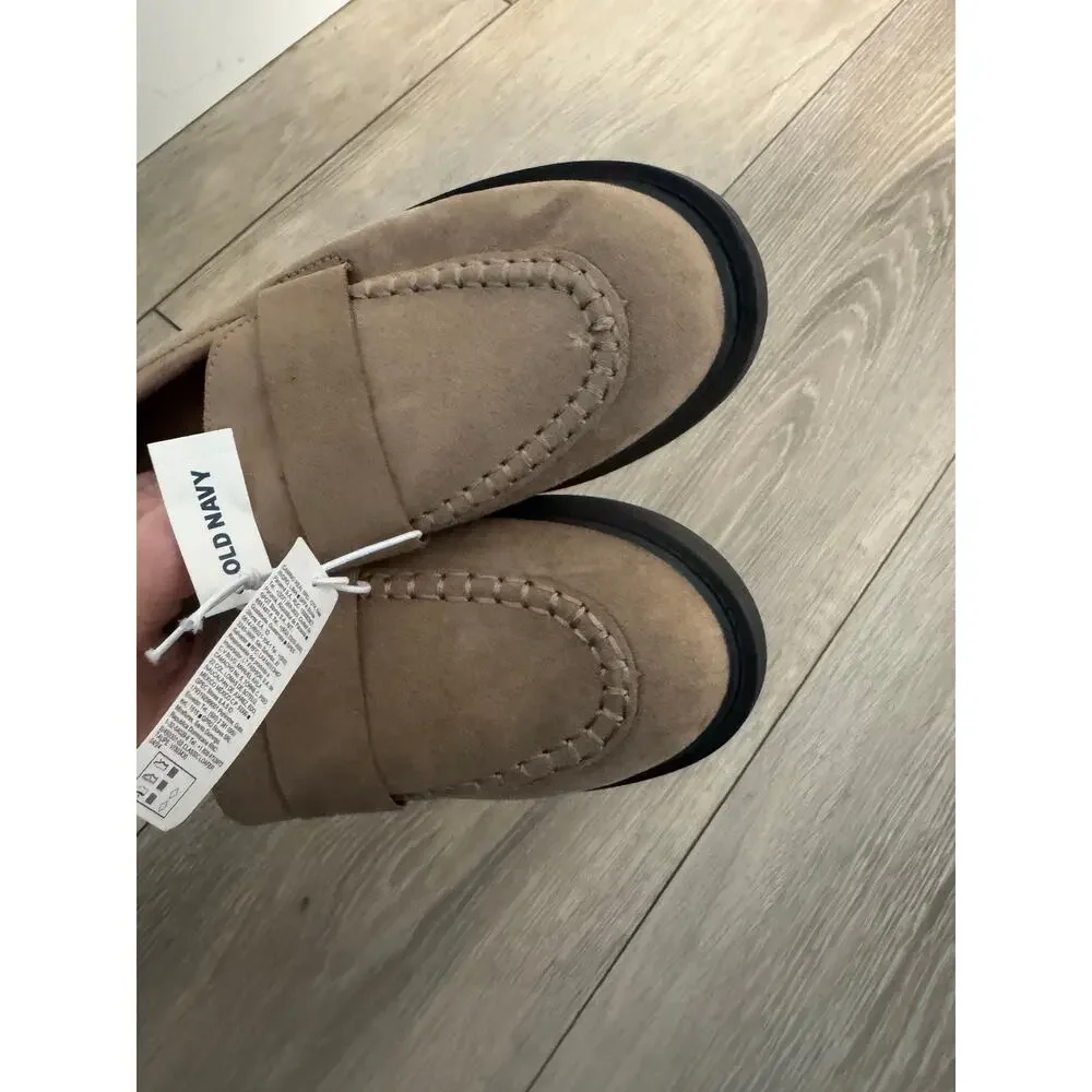 Old Navy Classic Loafer size 7 NWT