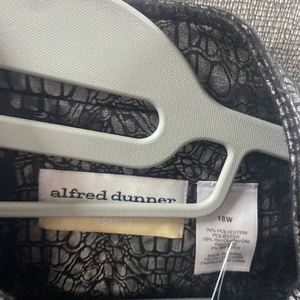 Alfred Dunner stylish jacket
