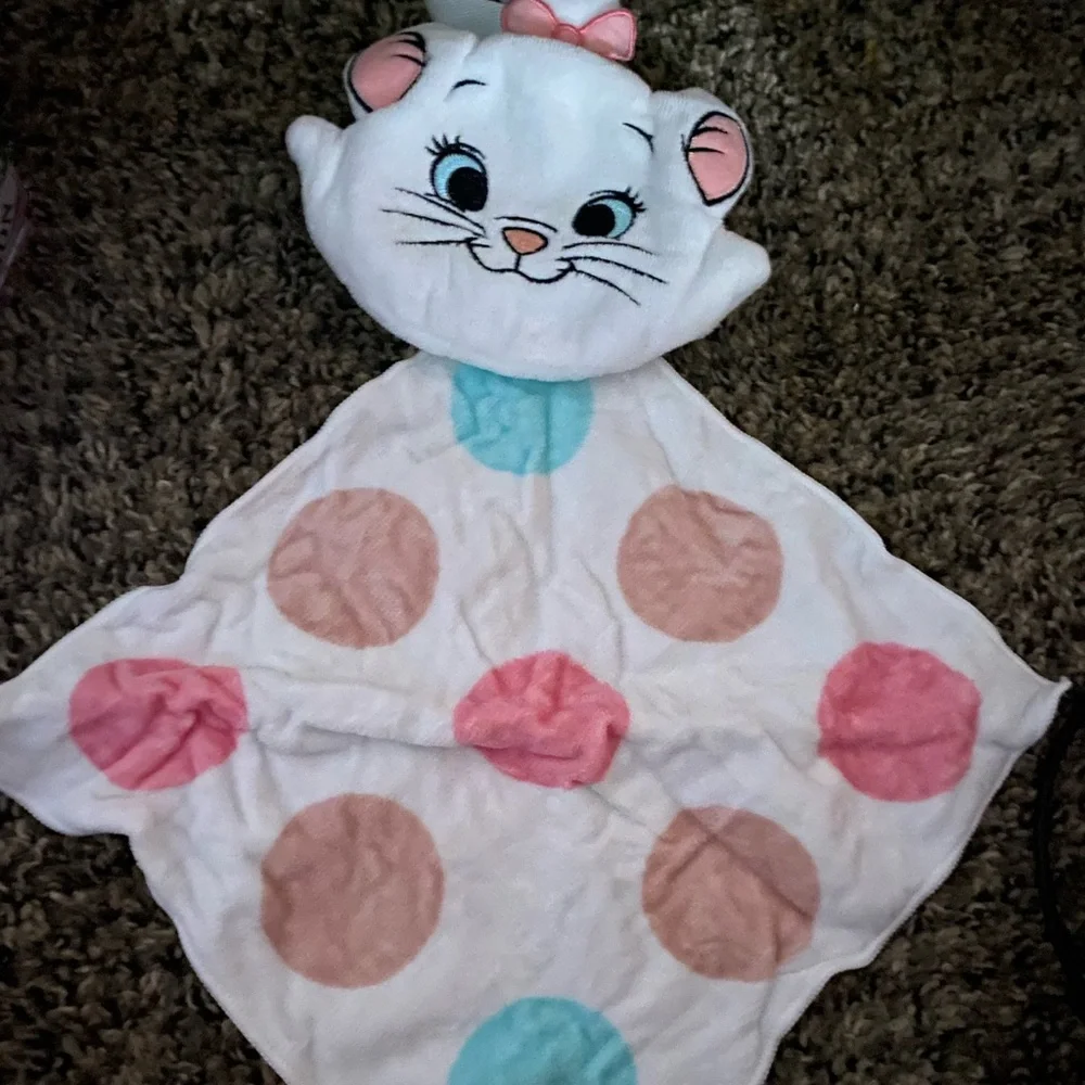 Disney blanket addition accents