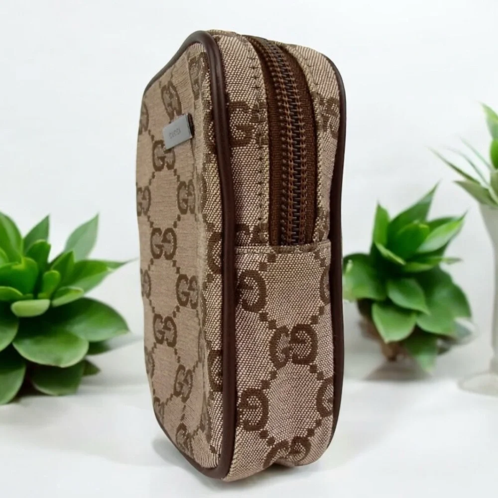 Gucci pre owned