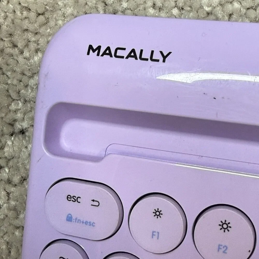 N/A macally compact