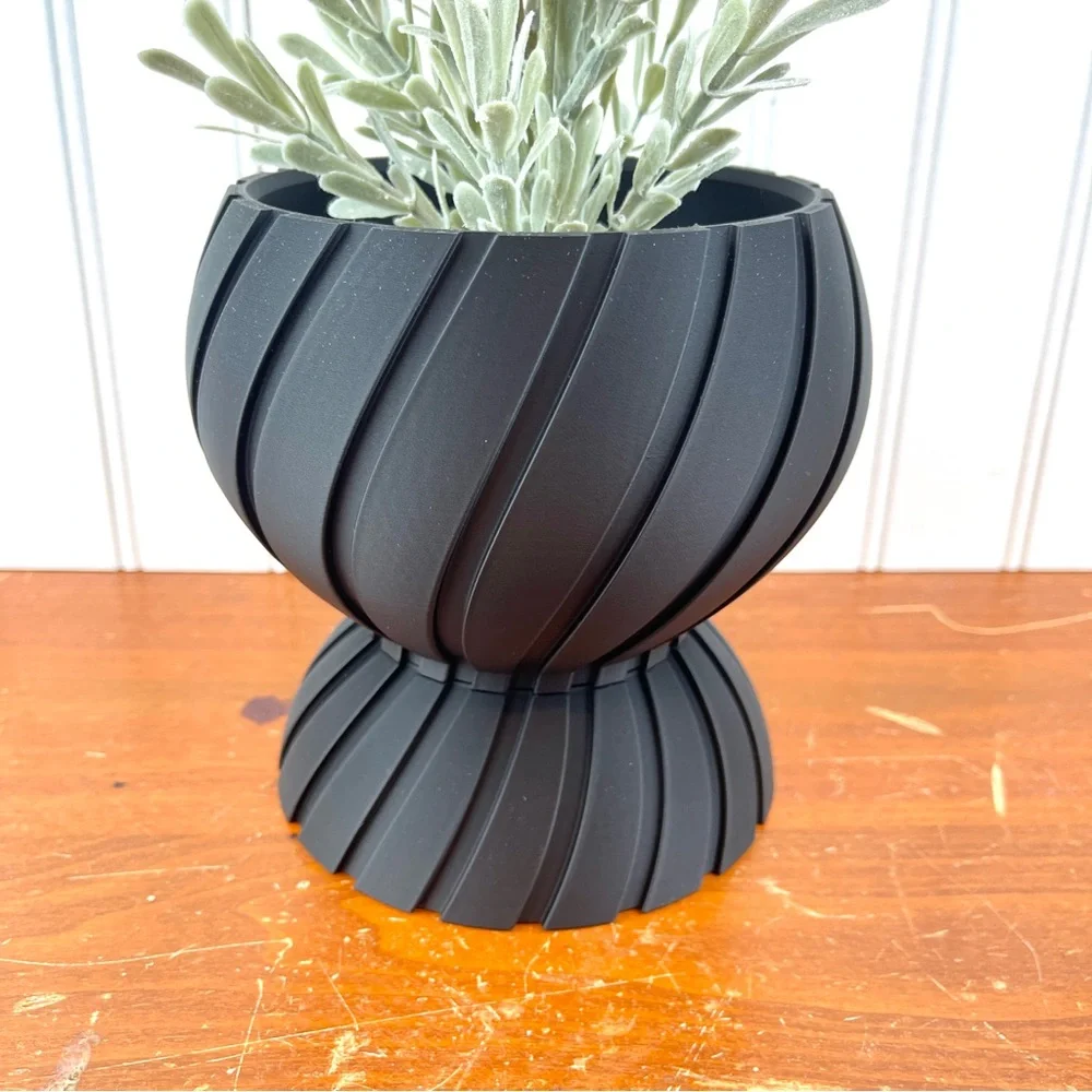 Maki Planter Pot, Indoor Flower Pot w/ Drainage Hole and Drip Tray