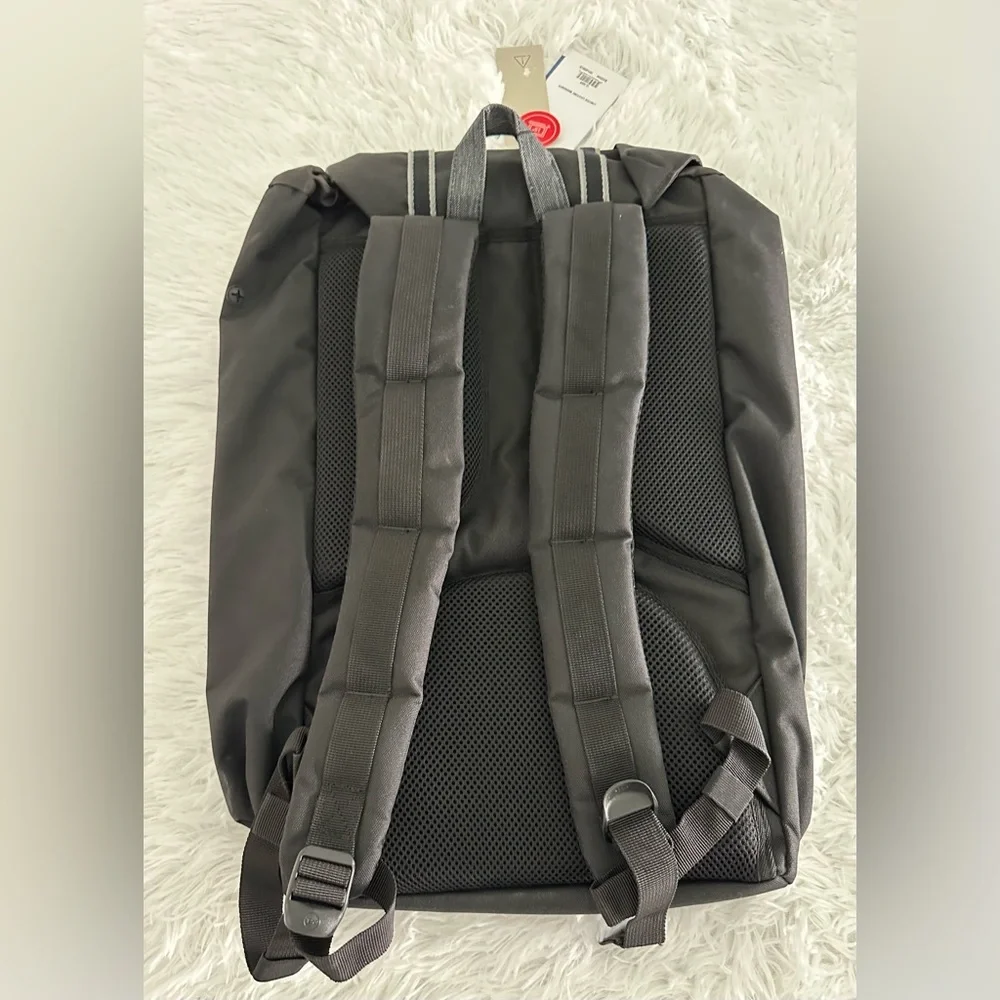 Herschel Supply Company this backpack