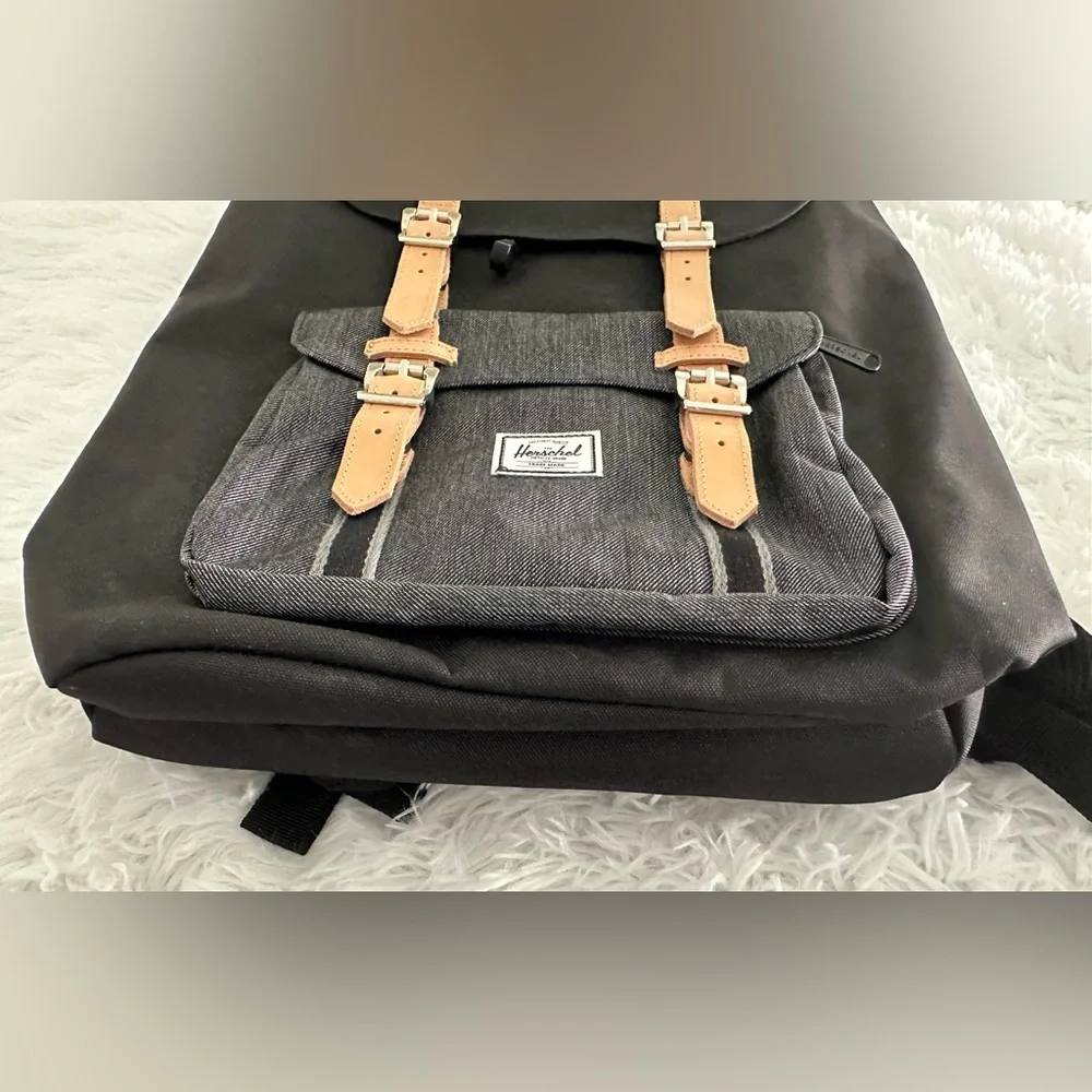 Herschel Supply Company this backpack
