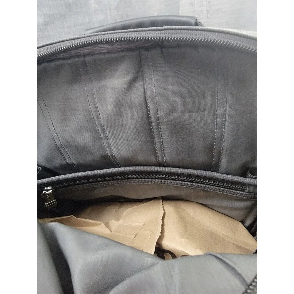 Tumi alpha 17