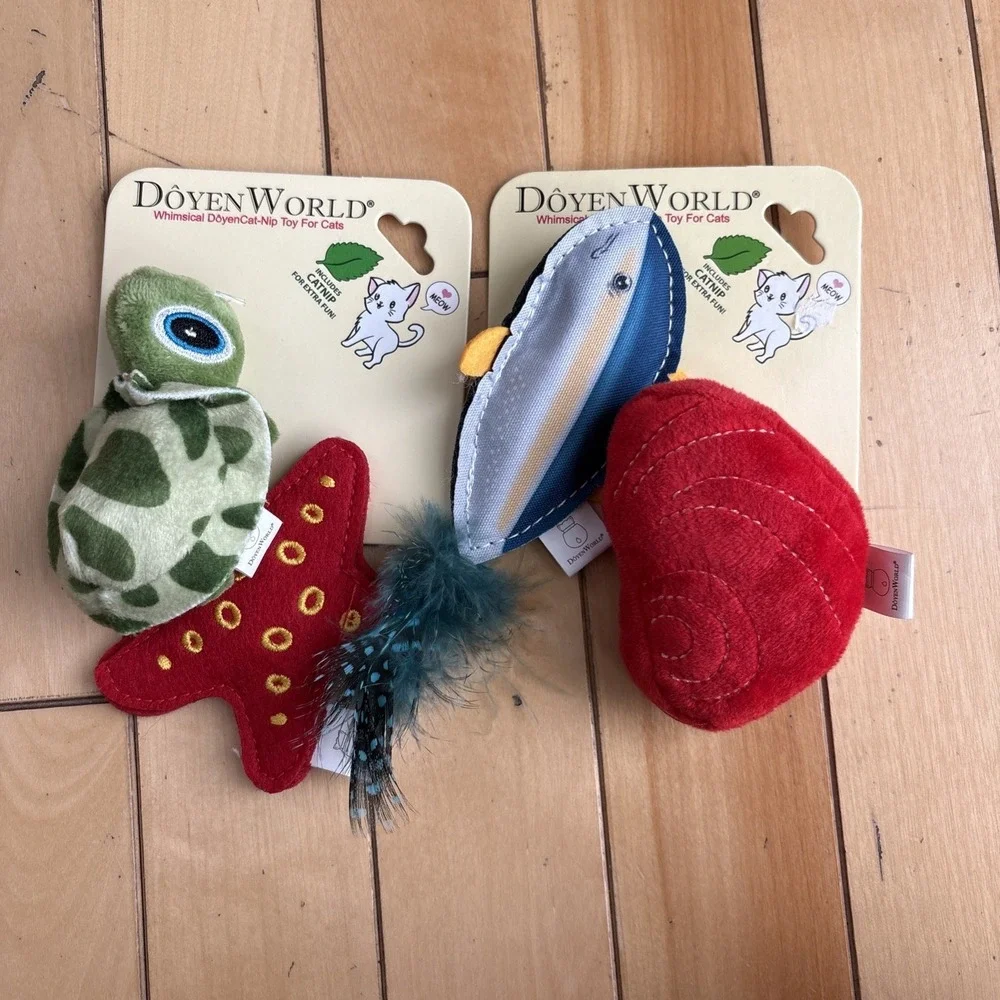 Doyen World Interactive Cat Toy Lot of 2 with Catnip - Turtle Set, Tuna Set NEW
