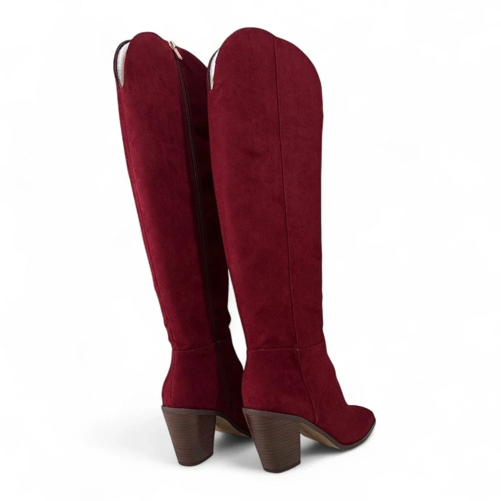 Jessica Simpson measurements heel