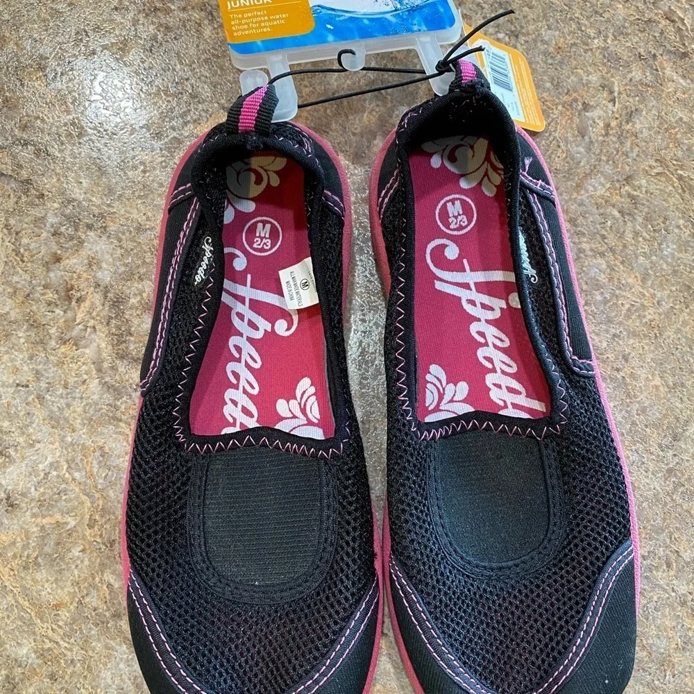 Speedo size medium