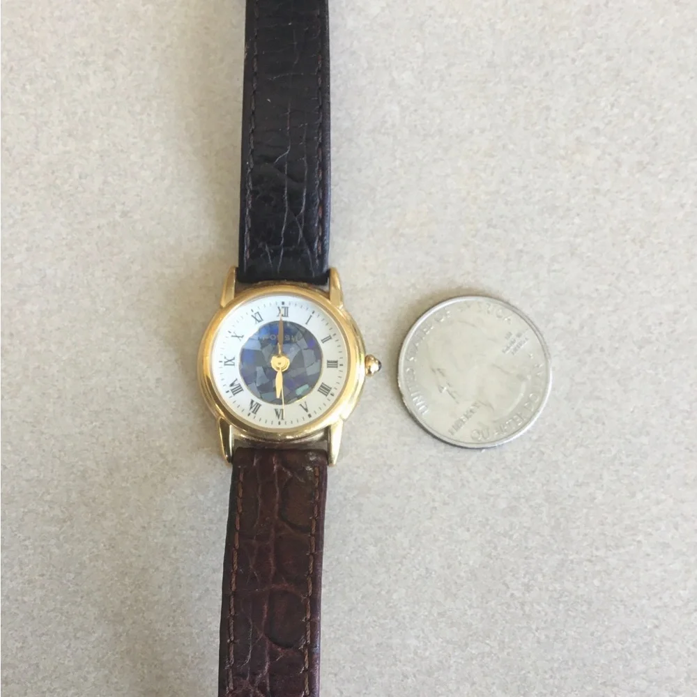 Fossil 10 comes