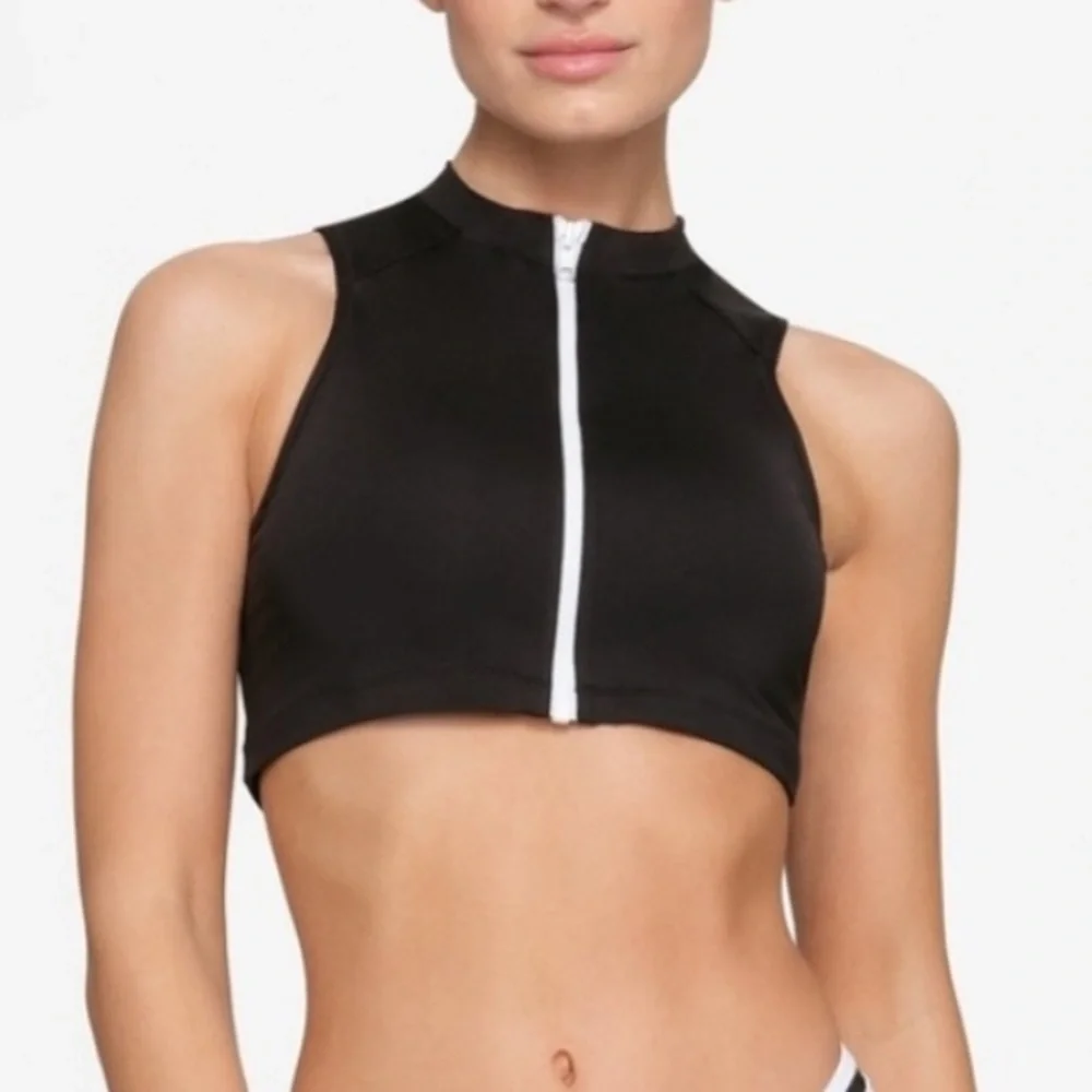 SKIMS chic sporty