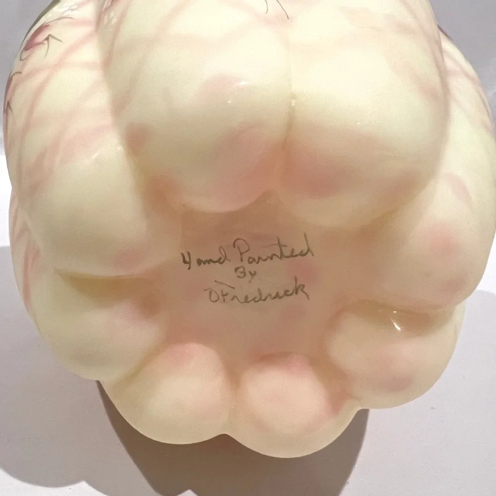 Fenton stunning large