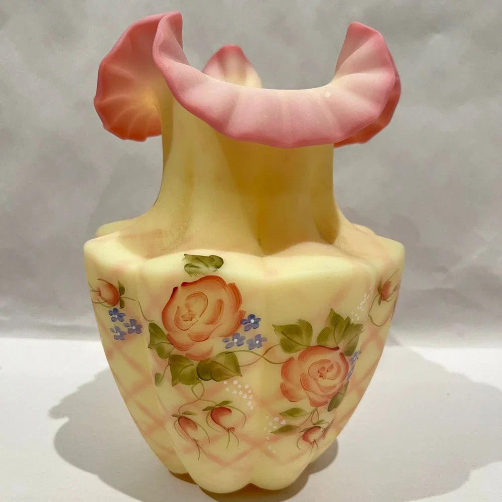 Fenton stunning large