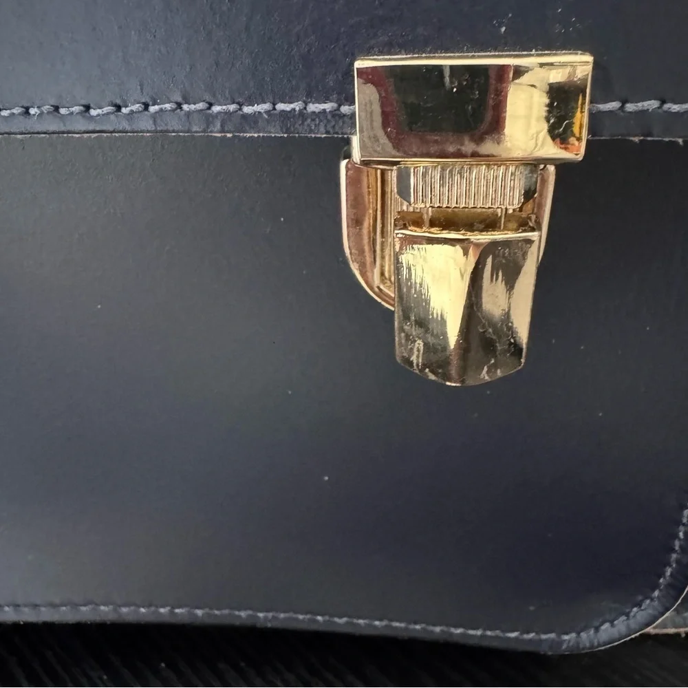 Mark and Graham Navy Leather Messenger Bag Work Travel Crossbody