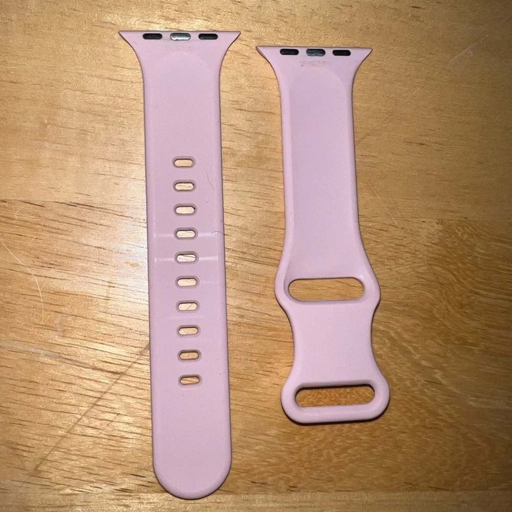 The Unbranded Brand apple watch