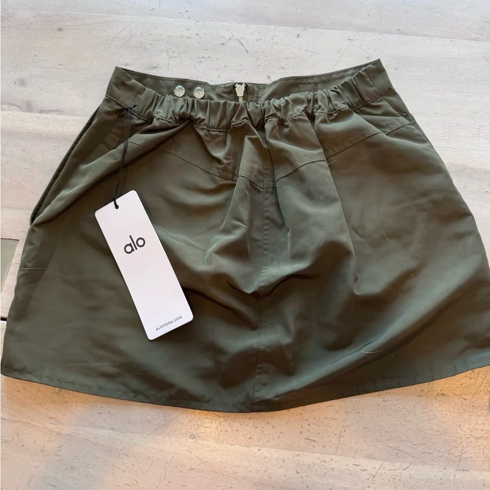 NWT ALO Yoga Green olive Mini Skirt