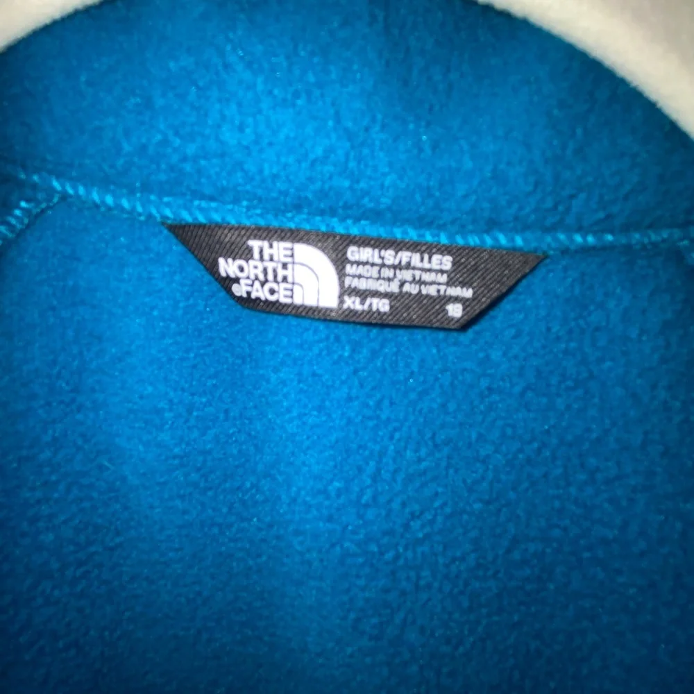 The North Face easily will girls