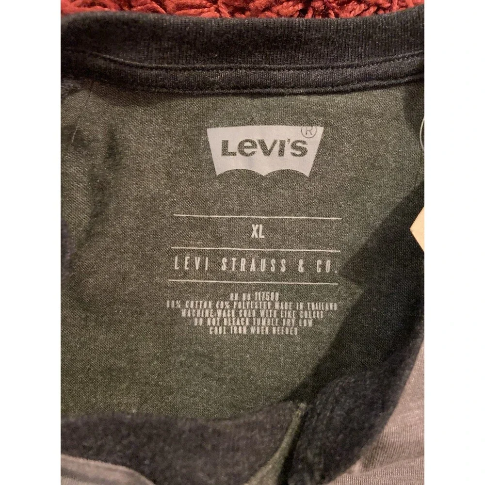 Levis levis henley