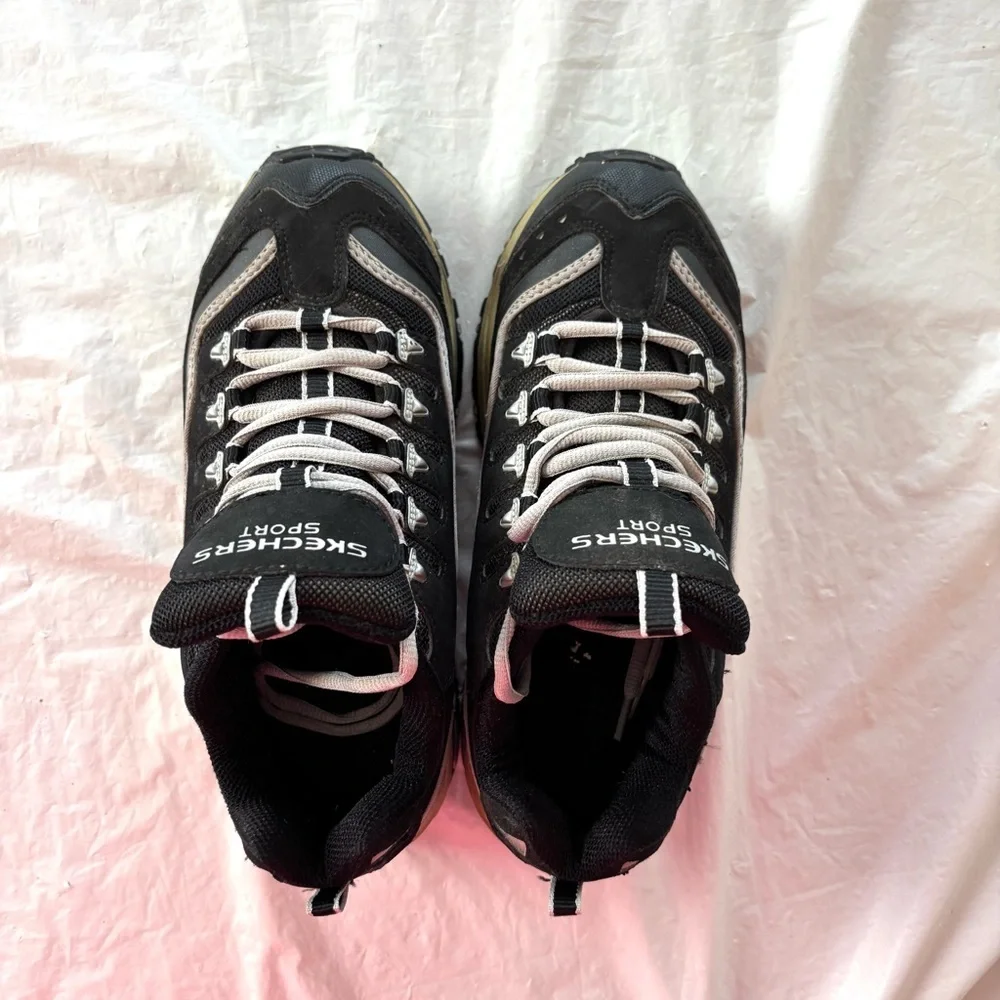 Skechers step out