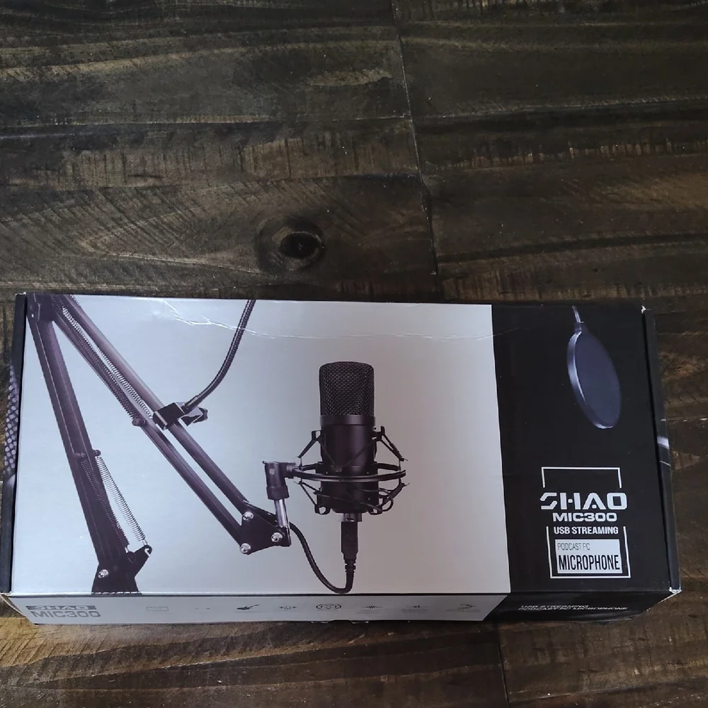Black USB Streaming Microphone