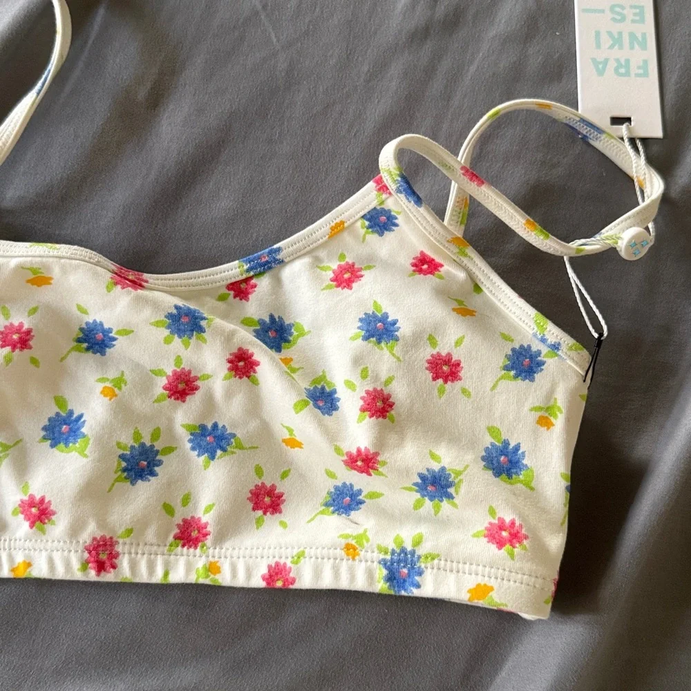 NWT FRANKIES BIKINIS Bay View Floral Bralette Bikini Top, Water Blossom, size M