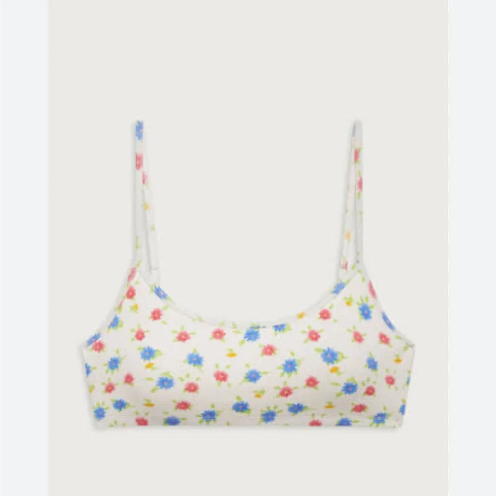 NWT FRANKIES BIKINIS Bay View Floral Bralette Bikini Top, Water Blossom, size M