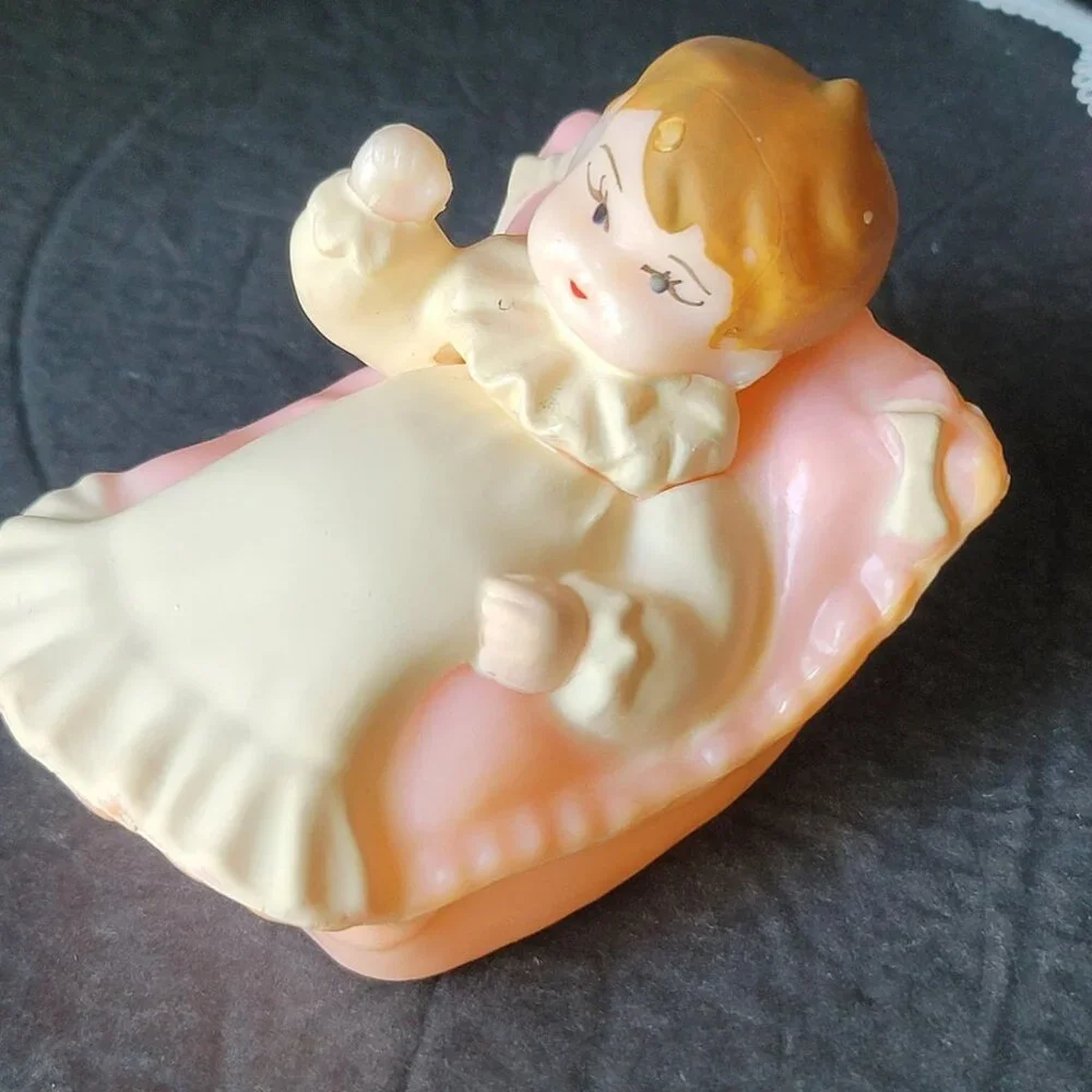 Wilton vintage baby