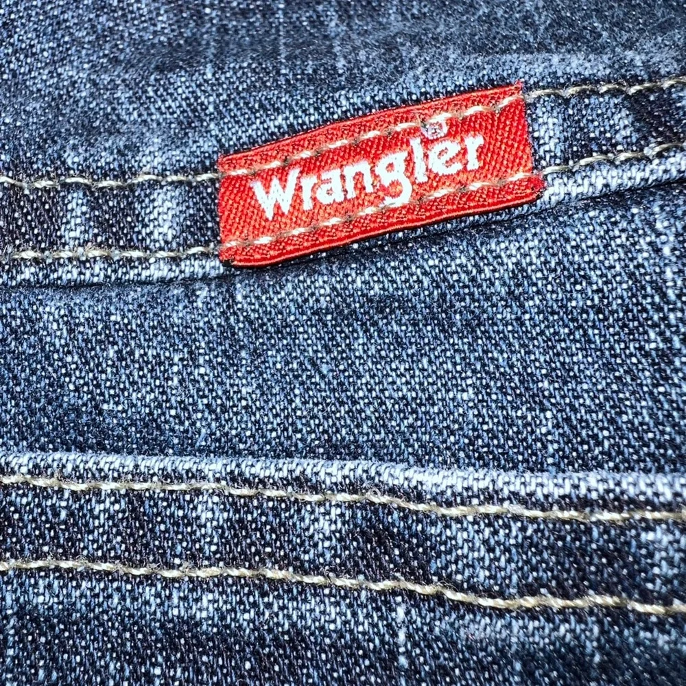 Wrangler relaxed fit