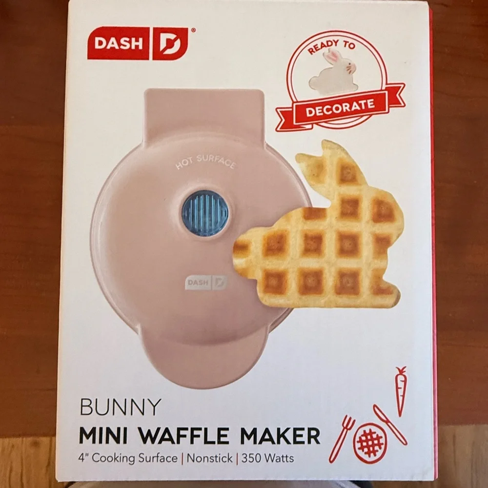 Dash adorable mini