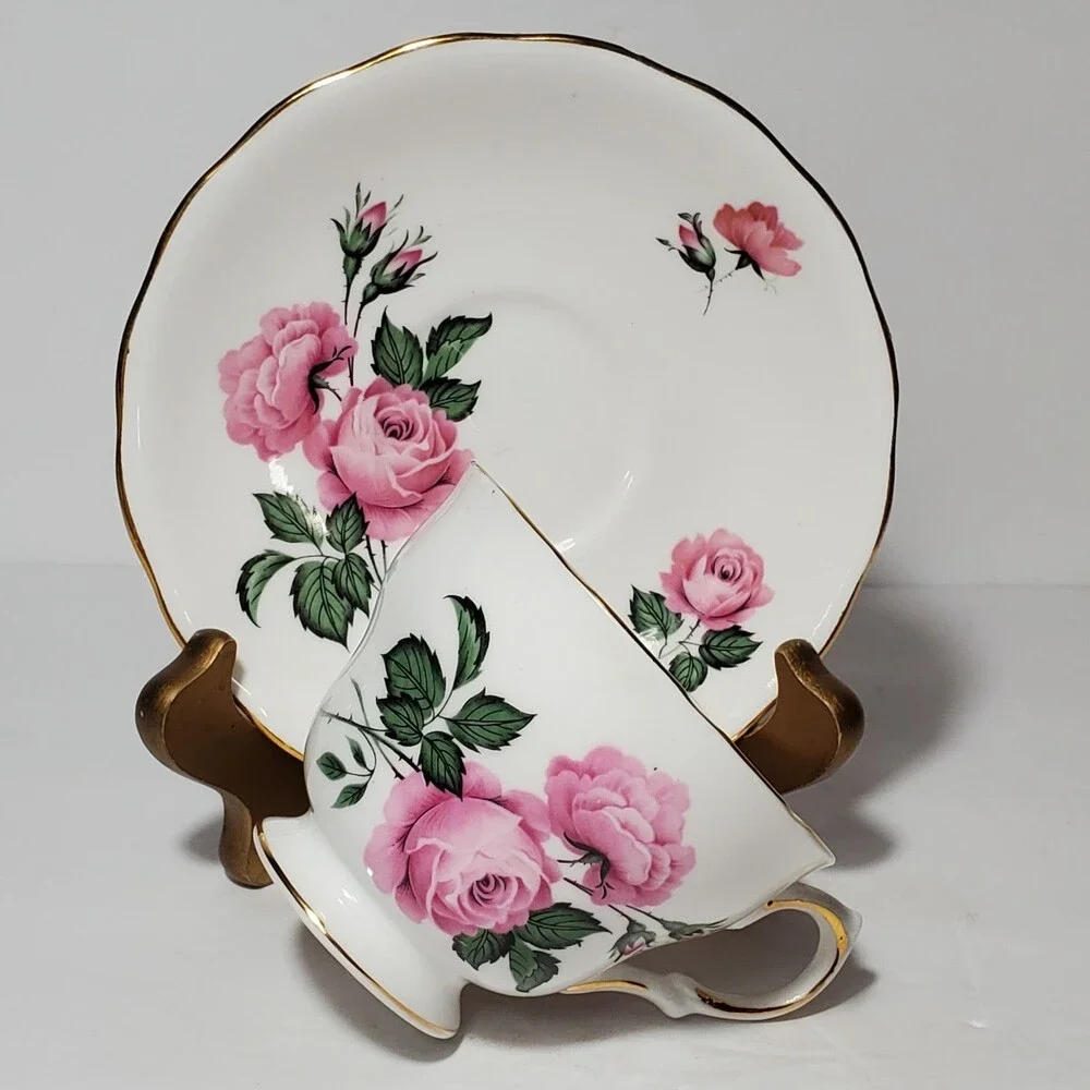 Unique Vintage vintage royal