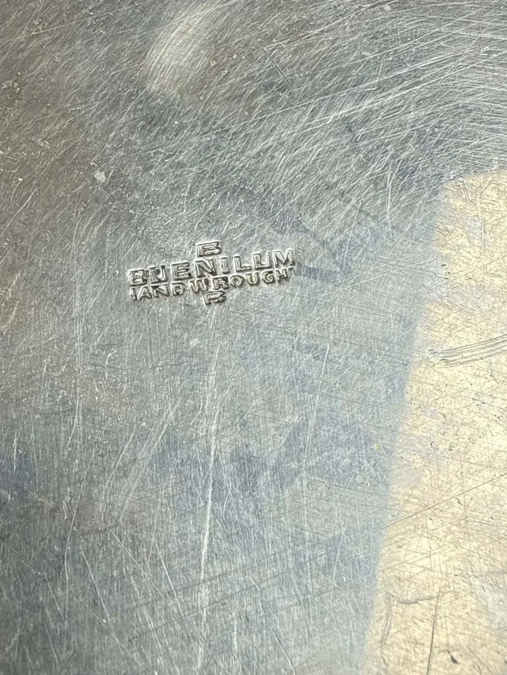 Buenilum vintage hand