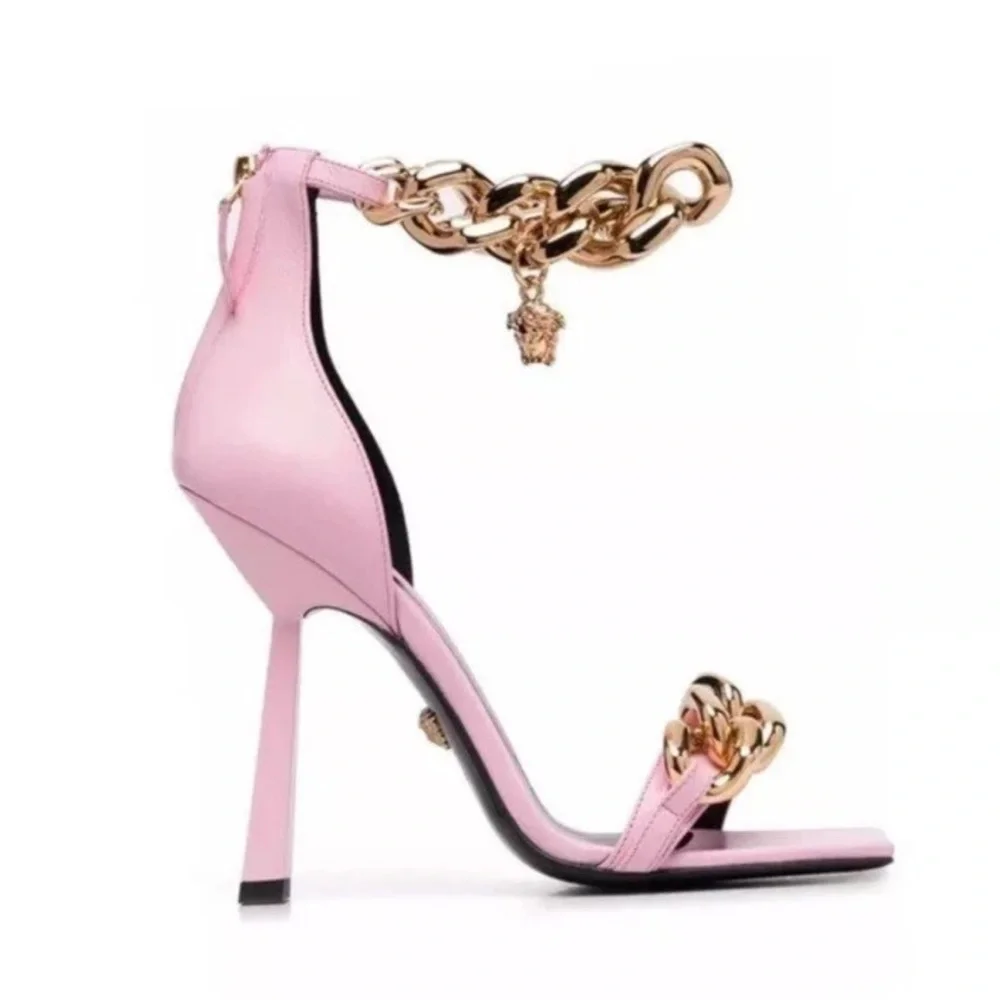 Versace absolutely stunning