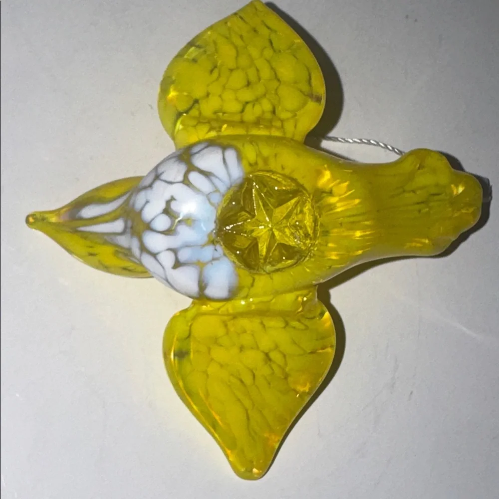 N/A bright yellow