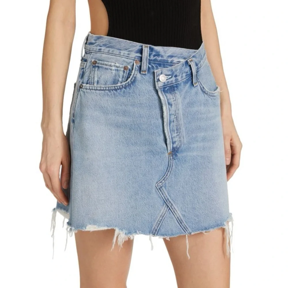 NWT Agolde Criss Cross Jean Mini Skirt Distressed Light Blue Frayed Hem Denim