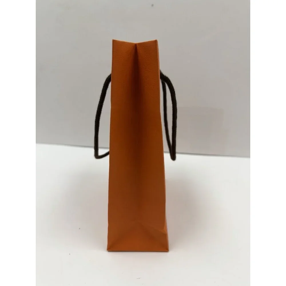 HERMÈS product empty