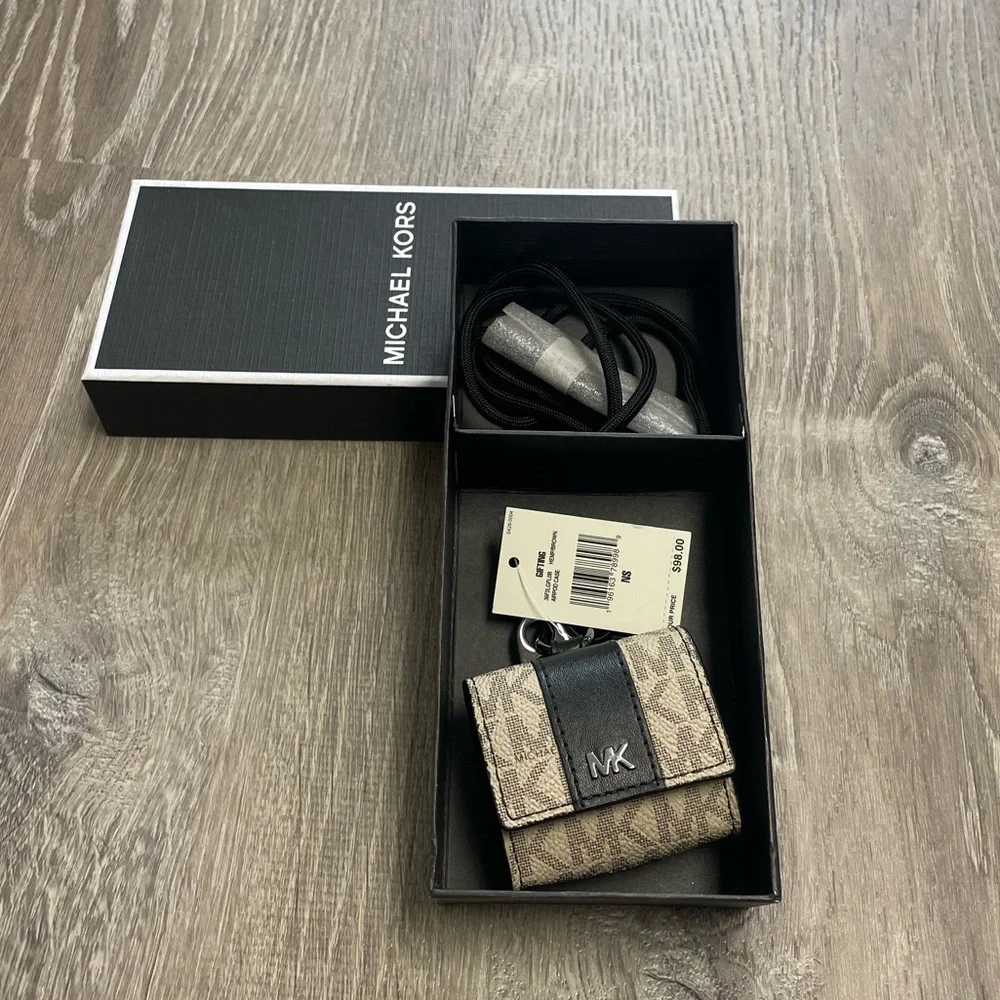 Michael Kors AirPod case