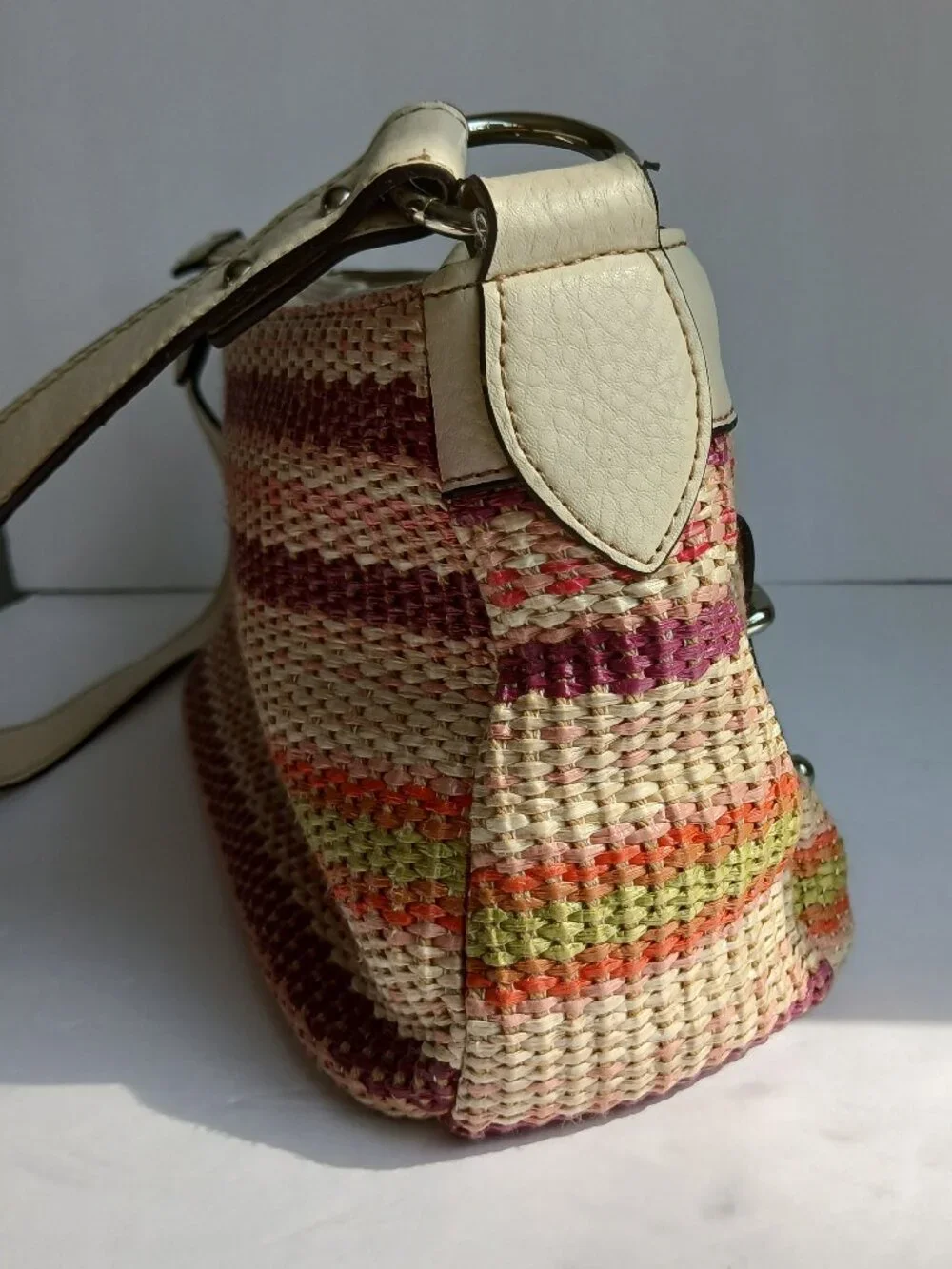 Vintage 90's Woven MulticolorJute & Ivory Trim 3 Section Interior Baguette Bag