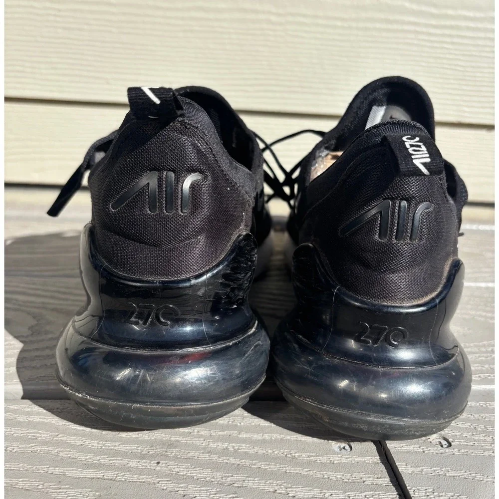 Nike color black