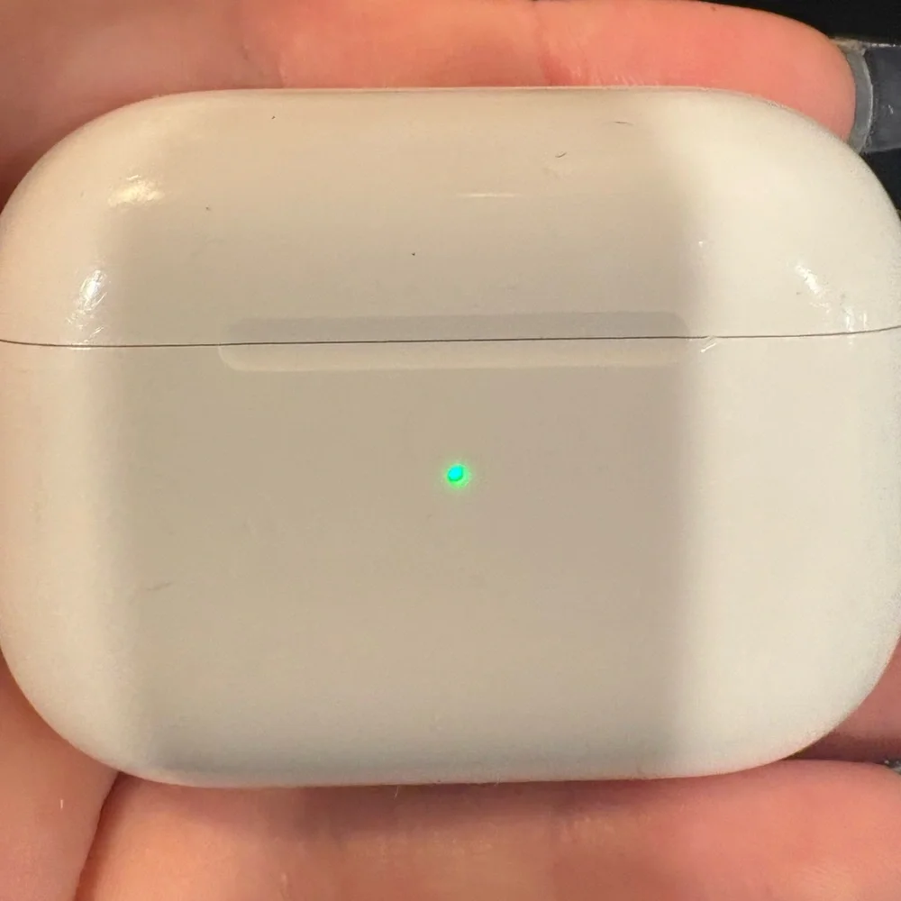 Apple pro airpods