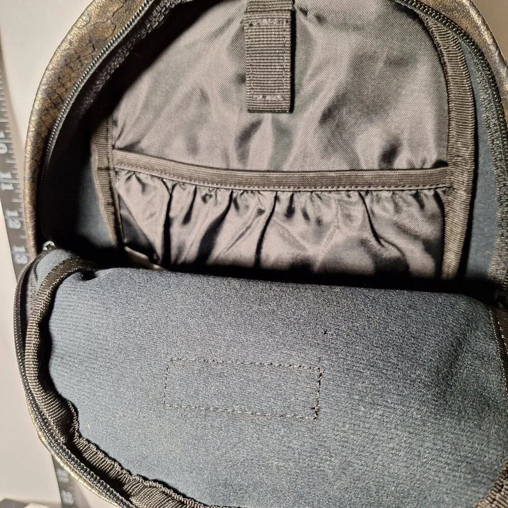 Vibedration hydration backpack
