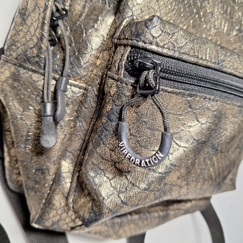 Vibedration hydration backpack