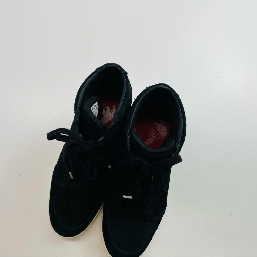 Sorel preowned out