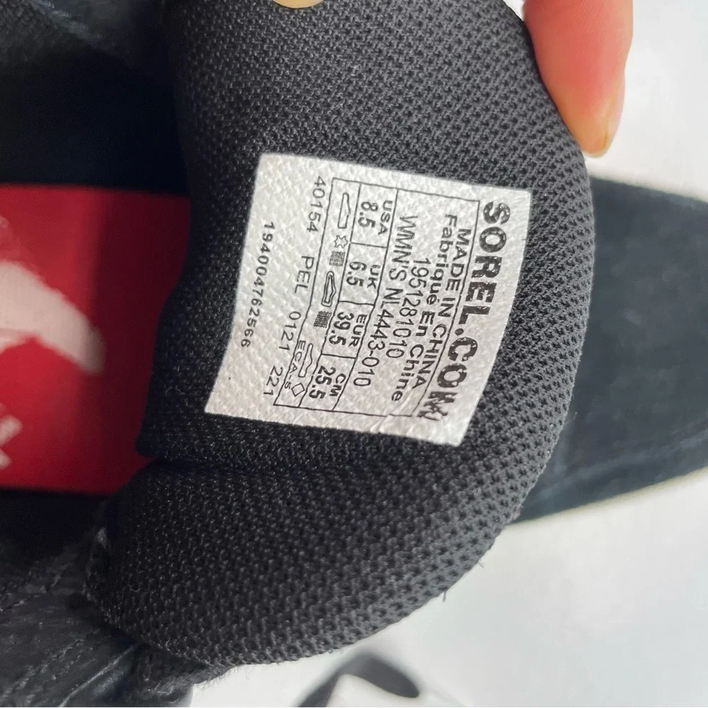 Sorel preowned out