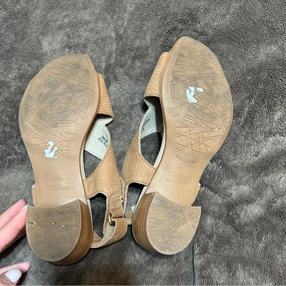 Munro jenny sandal